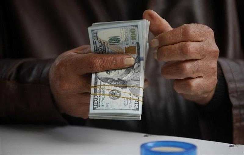 الدولار يواصل الانخفاض وقائمة مسائية لأسعار الصرف