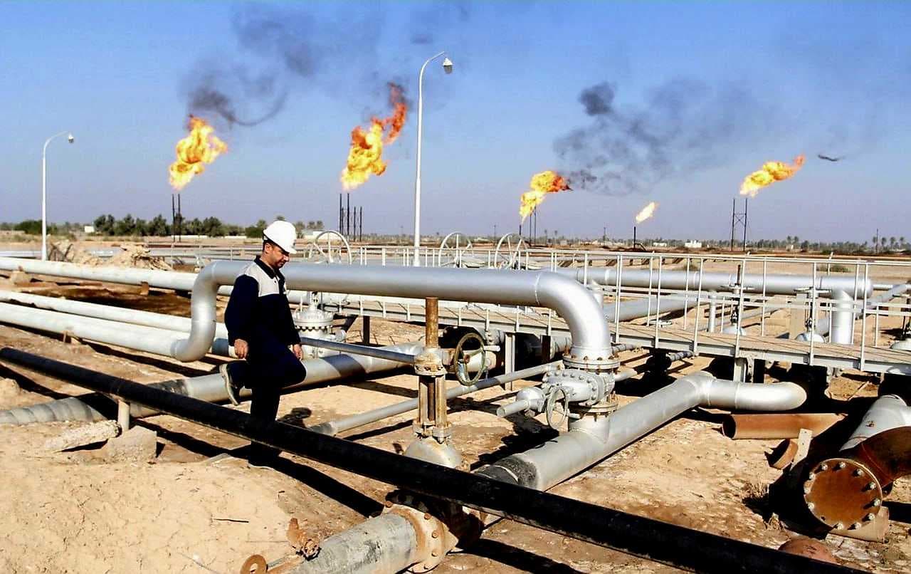 انخفاض أسعار خام البصرة بنوعيه الثقيل والمتوسط