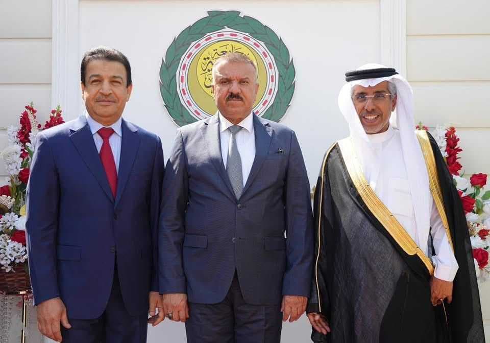 مجلس وزراء الداخلية العرب يمنح وزير الداخلية وسام الأمن العربي من الدرجة الأولى