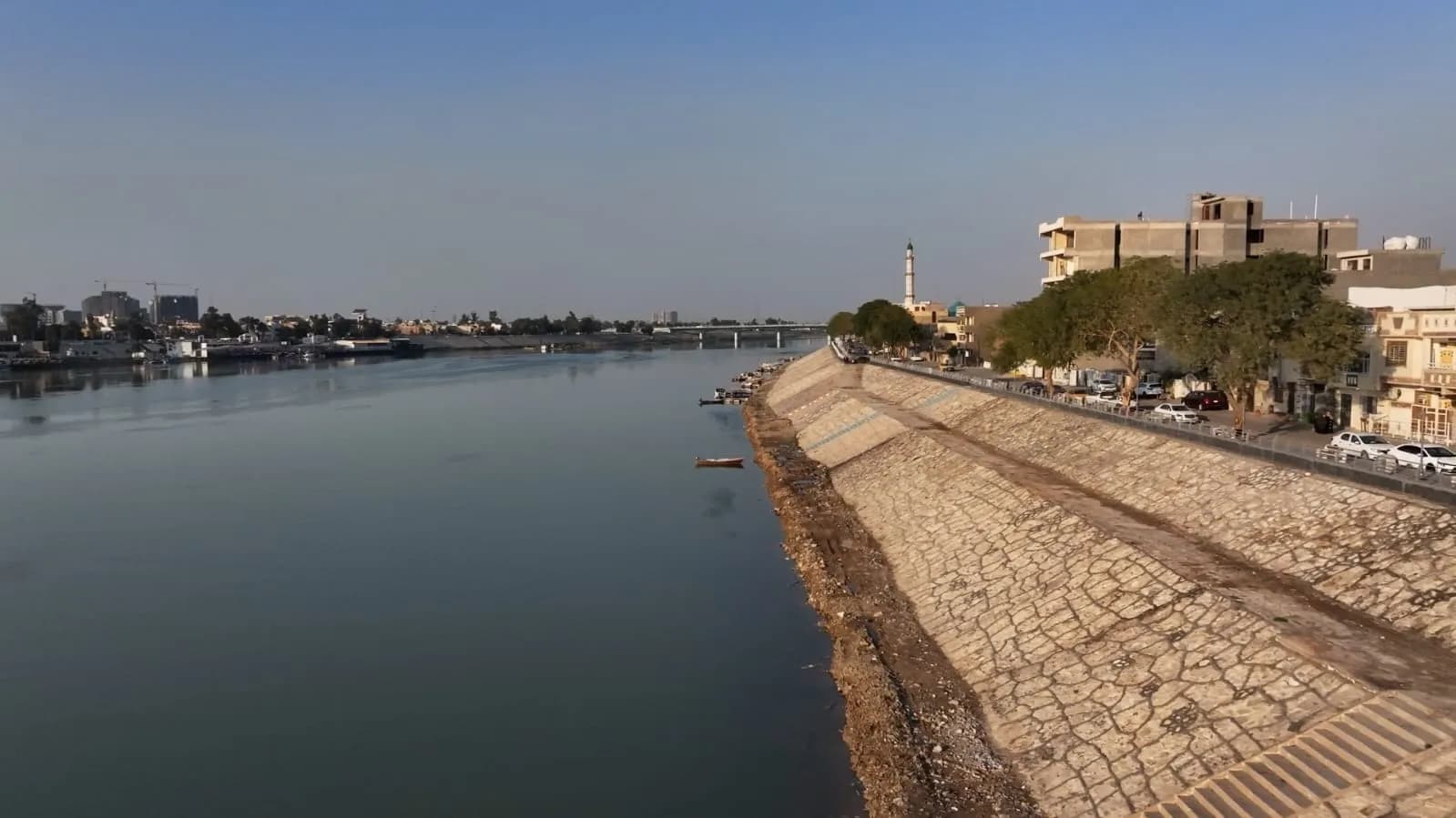 خارطة طقس العراق تخلو من درجات الحرارة الخمسينية منذ مطلع آب الجاري