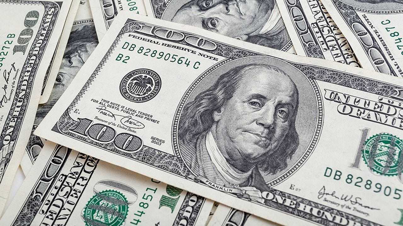 ارتفاع أسعار الدولار في بغداد وأربيل