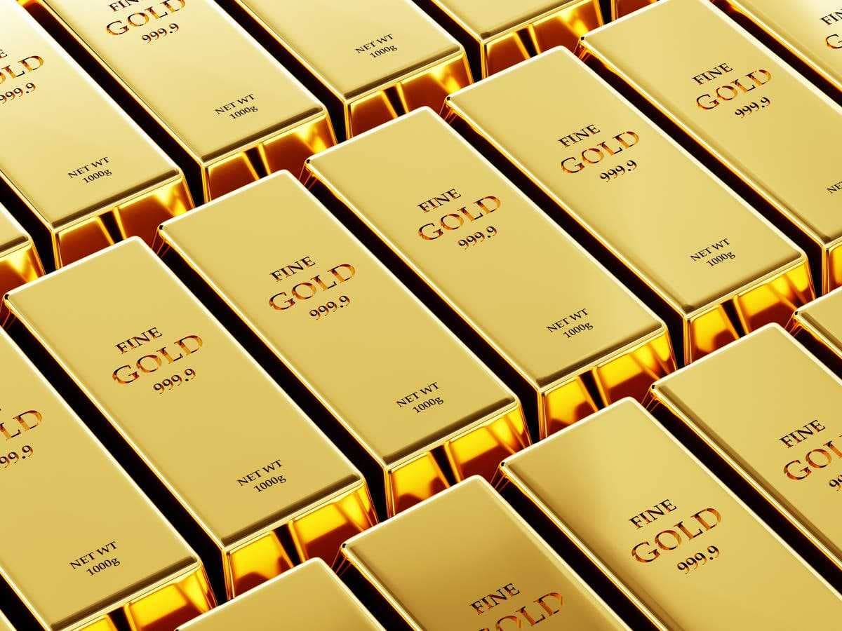 الذهب يواصل ارتفاعه التاريخي مسجلا أفضل اداء منذ 17 عاماً