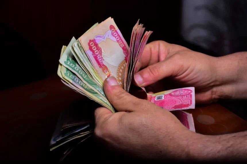 العمل: إطلاق رواتب متقاعدي العمال المضمونين لشهر كانون الأول