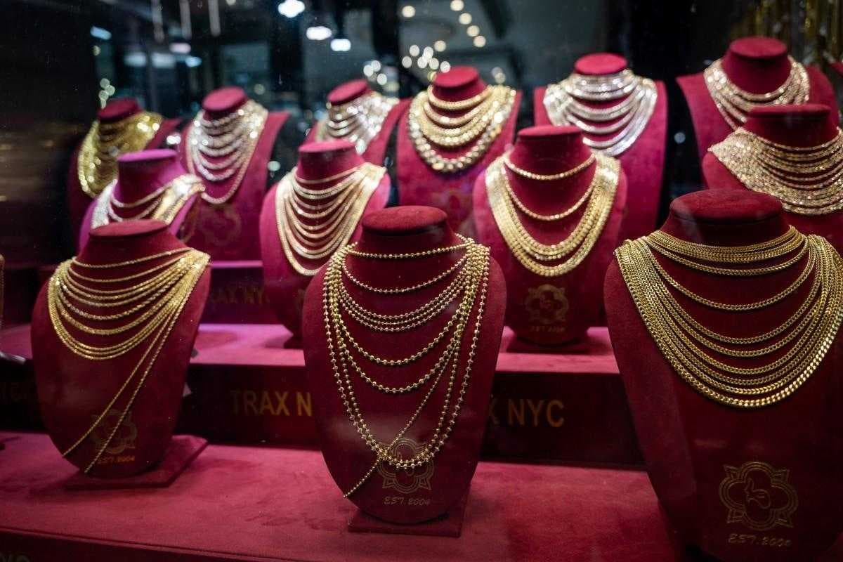 الذهب يتجاوز الـ 5000 دولار للأونصة وسط تصاعد التوترات الجيوسياسية