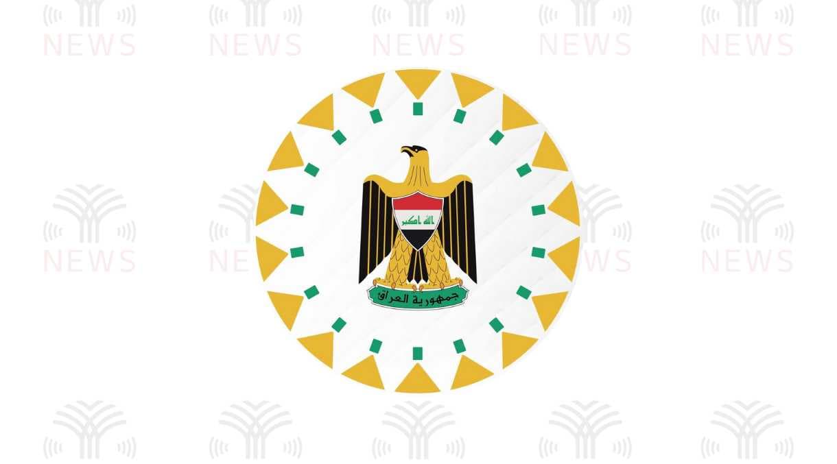 رئيس الوزراء يوجه المصارف بإيقاف استقطاع سلف الموظفين والمتقاعدين للشهر الحالي
