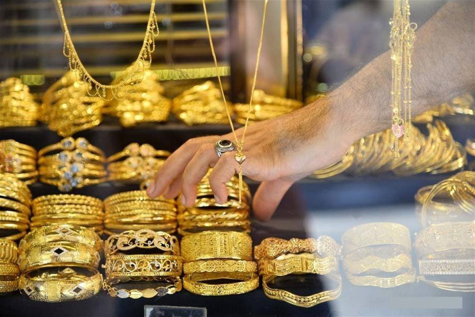 الذهب يقترب من المليون دينار للمثقال في الأسواق العراقية اليوم الثلاثاء